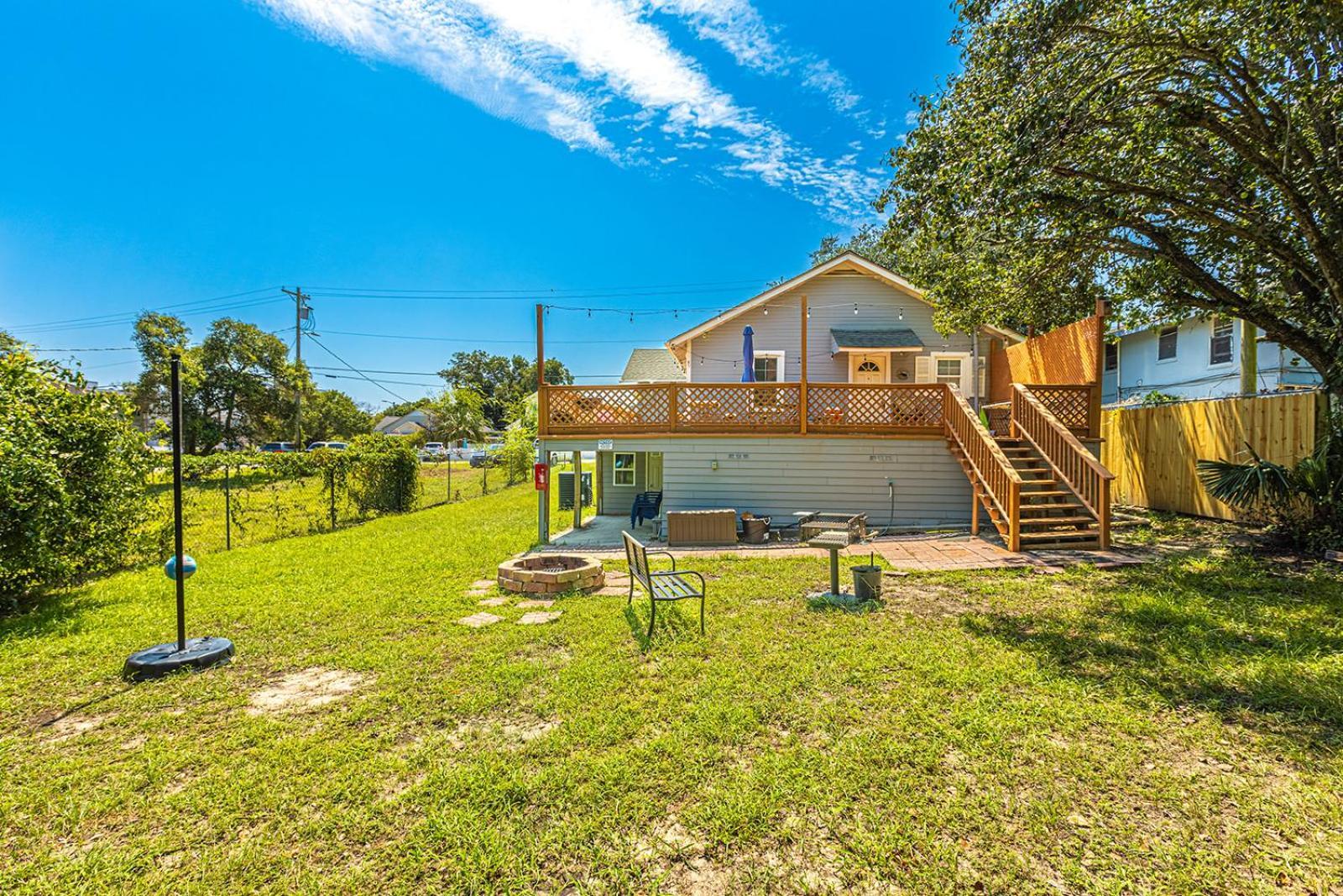 Gorgeous Centrally Located Ocean View 2 King, Huge Private Yard & Deck, Firepit, Bbq, & Game Tables Миртл-Бич Экстерьер фото